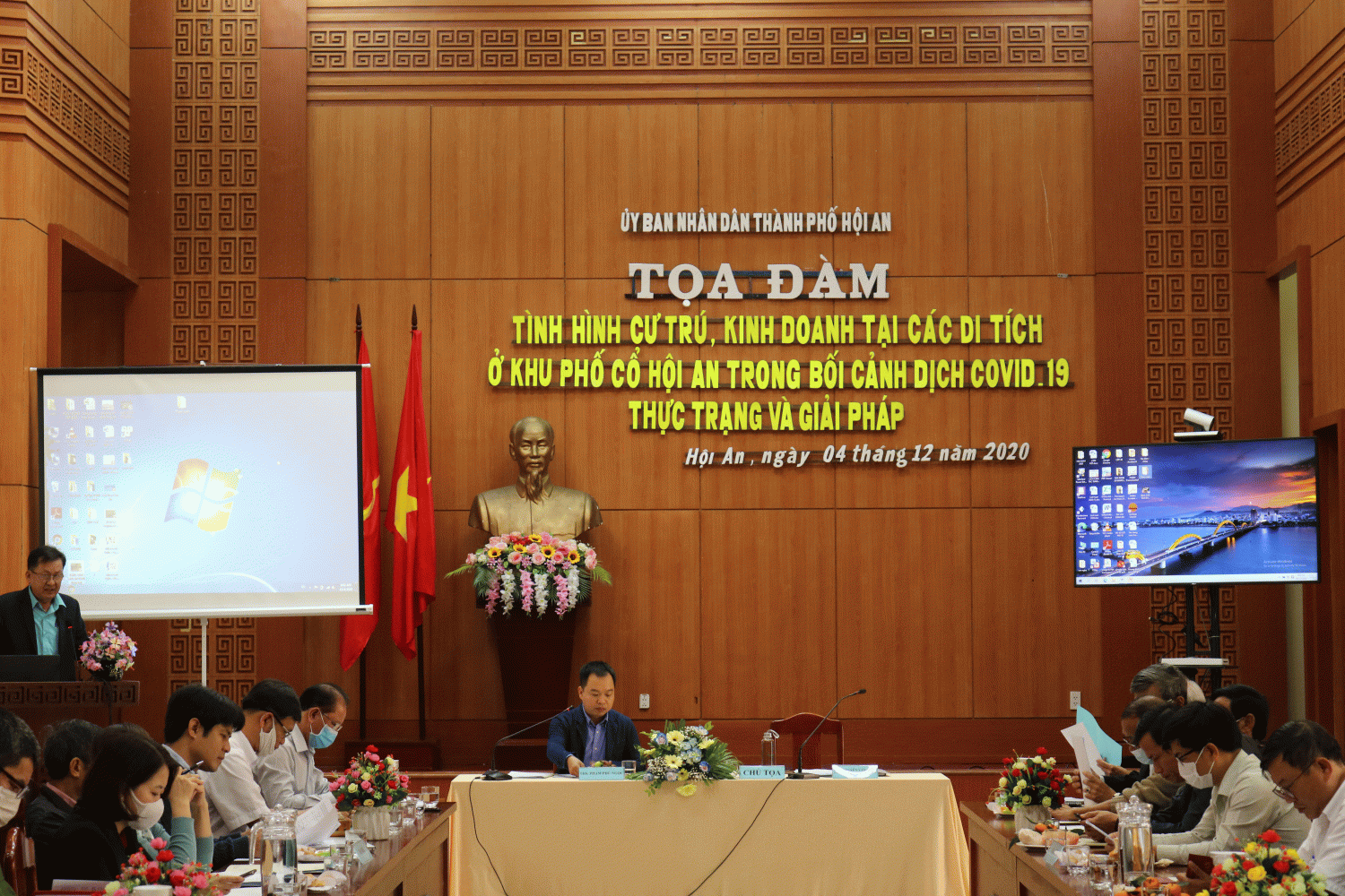 Toa dam tinh hinh cu tru kinh doanh