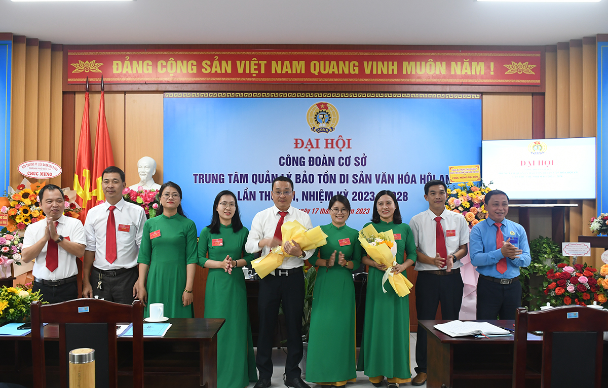 ban chap hanh kha moi