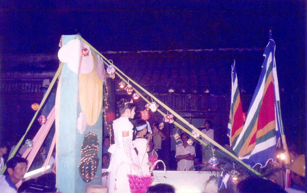trung thu 1999