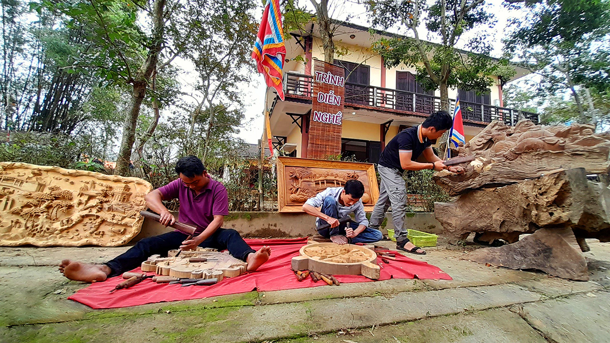 trinh diem moc kim bong