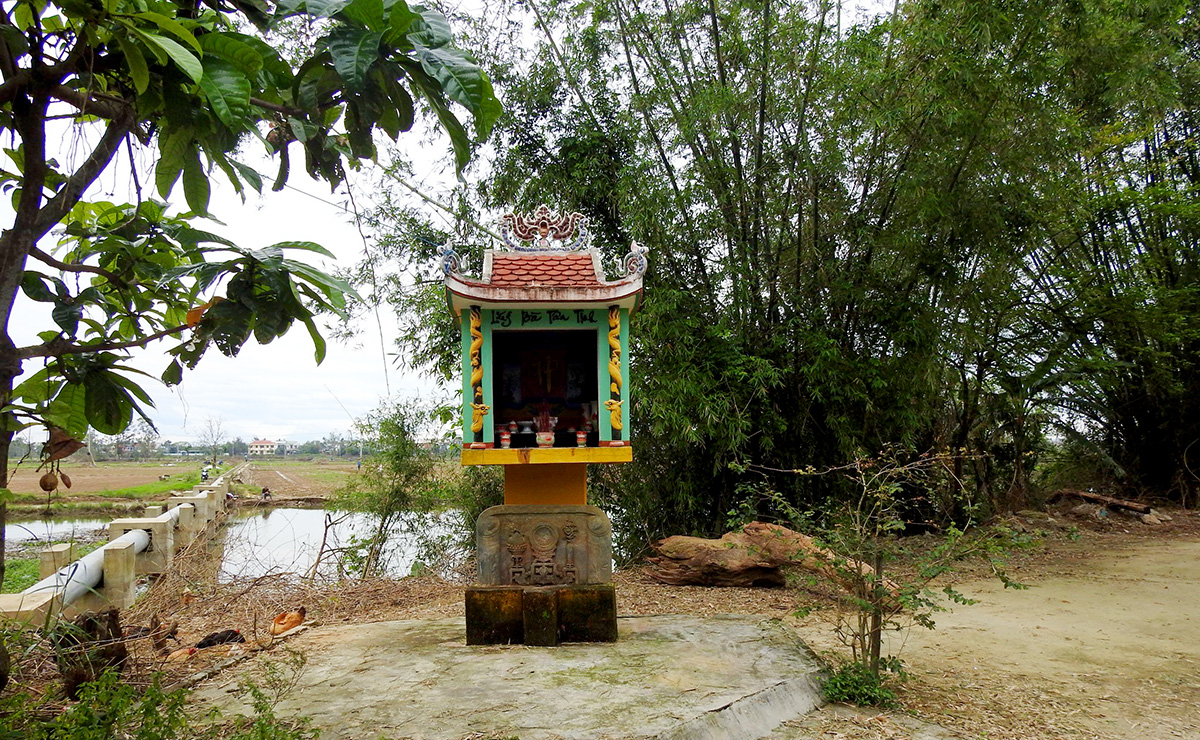Lăng Bà Tân Tịnh